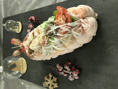 ROTI DE PINTADE FARCI AU FOIE GRAS AU CHOIX